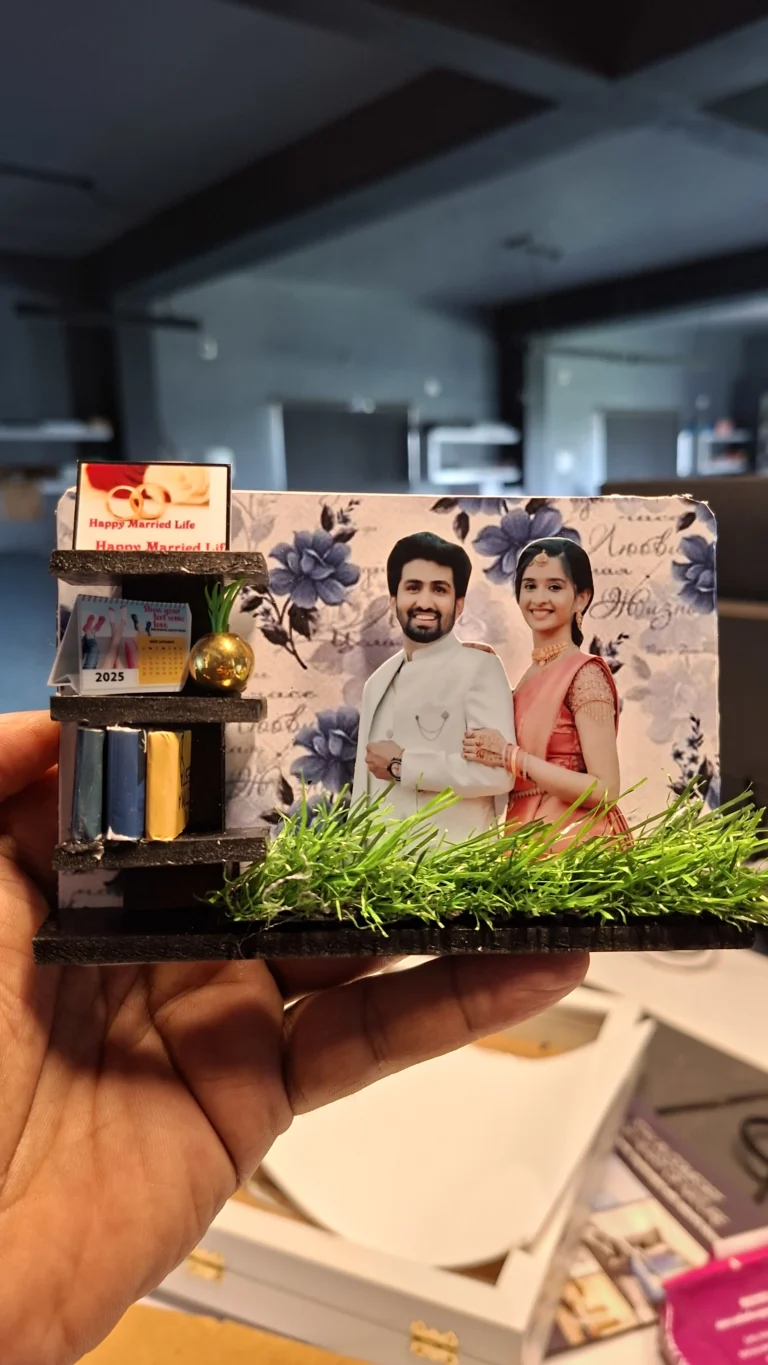 FRIDGE MAGNET